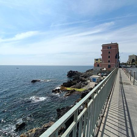 Incantevole Appartamento Genova Quinto Vicino Alla Spiaggia Exterior photo